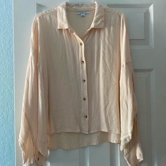 O’Neill Long-Sleeved Light-Weight Blouse - Picture 2 of 4